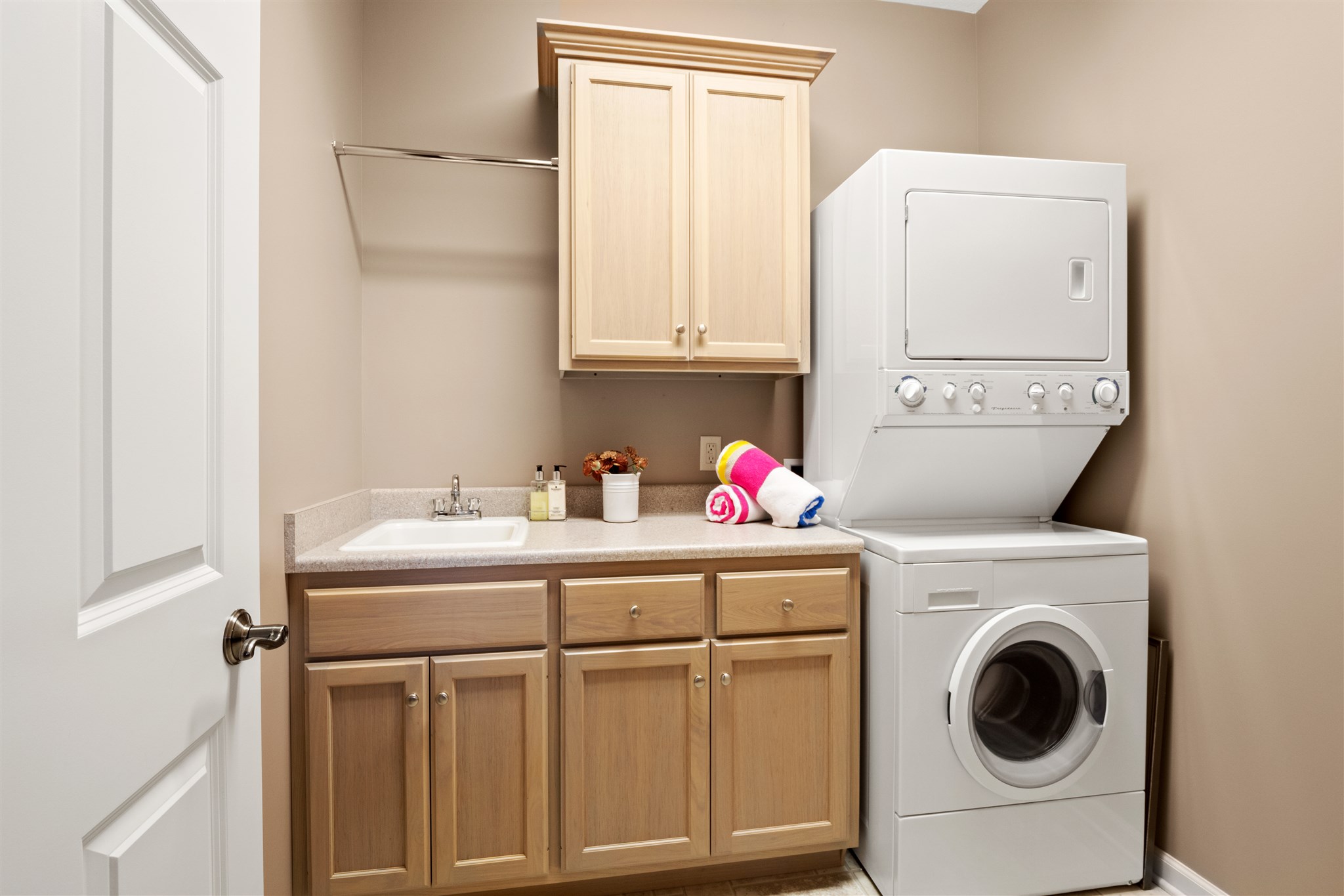 11468 North Ogden Point Road Syracuse, IN 46567 - Photo 21 of 34 Gallery Image 21