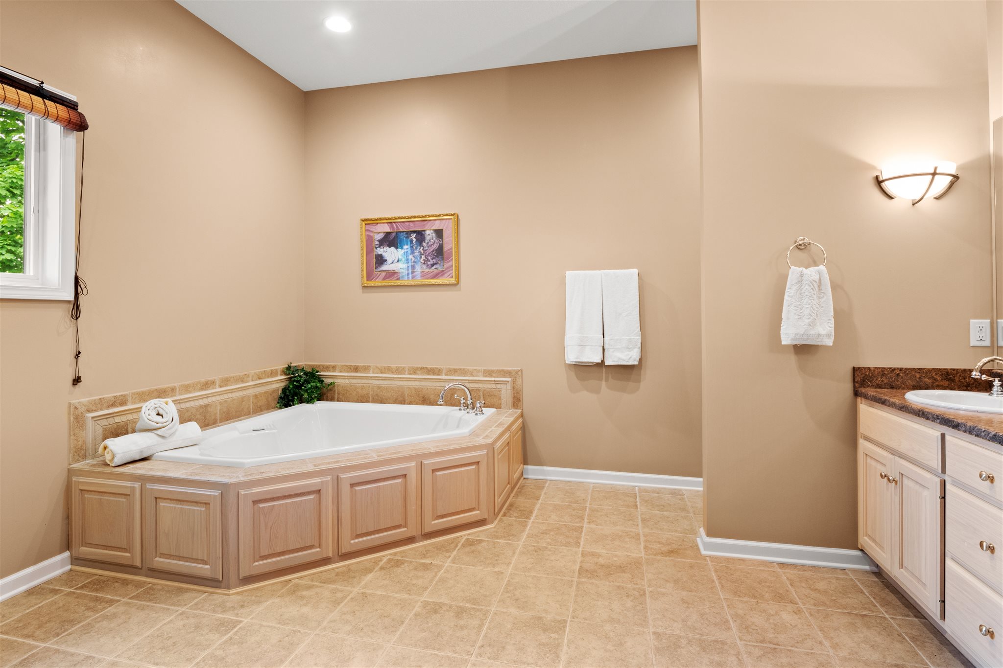 11468 North Ogden Point Road Syracuse, IN 46567 - Photo 30 of 34 Gallery Image 30