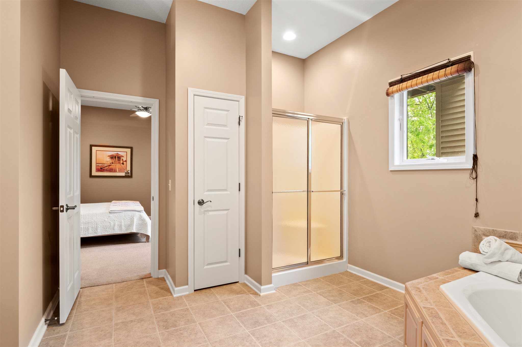 11468 North Ogden Point Road Syracuse, IN 46567 - Photo 31 of 34 Gallery Image 31