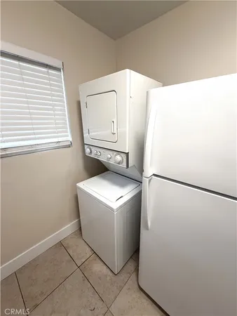 $2,695 | 2115 Placentia Avenue, Unit 1, Costa Mesa, CA 92627