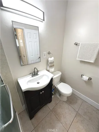 $2,695 | 2115 Placentia Avenue, Unit 1, Costa Mesa, CA 92627
