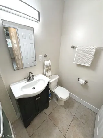 $2,695 | 2115 Placentia Avenue, Unit 1, Costa Mesa, CA 92627