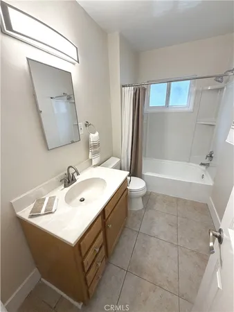 $2,695 | 2115 Placentia Avenue, Unit 1, Costa Mesa, CA 92627