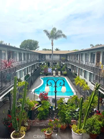 $2,595 | 2115 Placentia Avenue, Unit 1, Costa Mesa, CA 92627