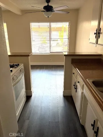 $2,595 | 2115 Placentia Avenue, Unit 1, Costa Mesa, CA 92627