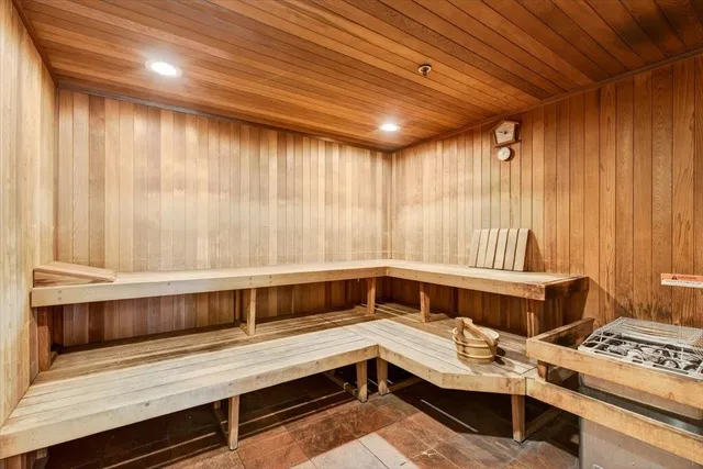 $399,000 | 311 Oak Street, Unit 520, Oakland, CA 94607