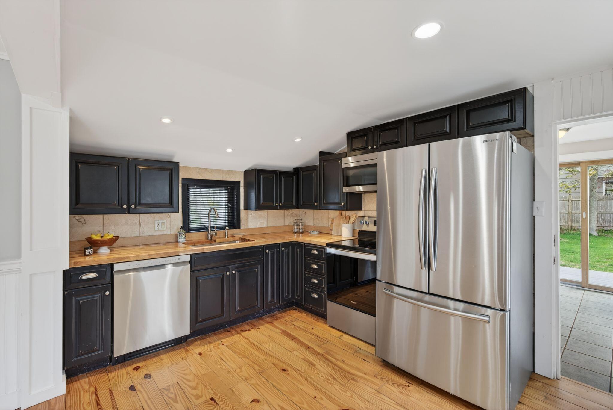 124 Mitchell Road South Portland, ME 04106 - Photo 10 of 51 26_DSC08320