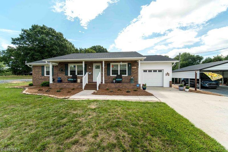 5055 Pine Hall Road Walkertown, NC 27051 - Photo 2 of 29