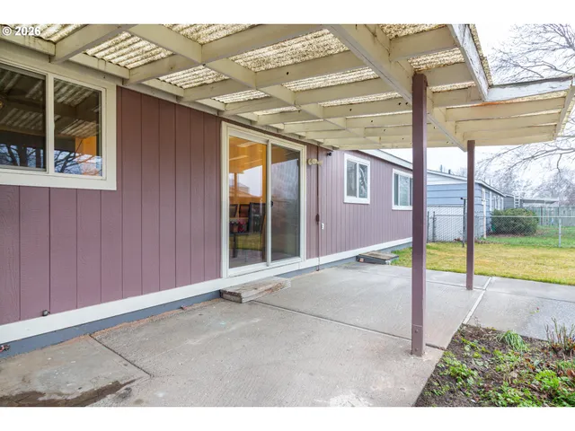 $310,000 | 165 Northwest Willow Drive, Stanfield, OR 97875