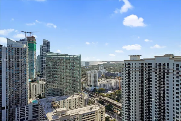 $4,400 | 45 Southwest 9th Street, Unit 3405, Miami, FL 33130