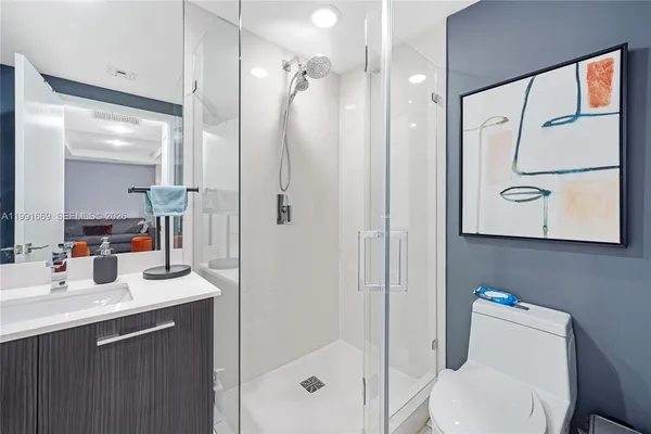 $4,400 | 45 Southwest 9th Street, Unit 3405, Miami, FL 33130