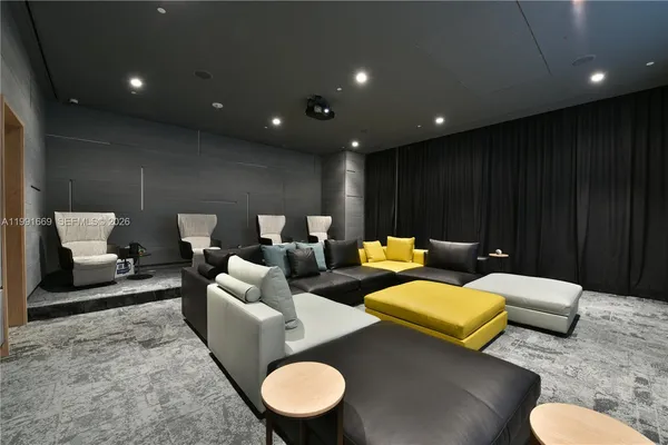 $4,400 | 45 Southwest 9th Street, Unit 3405, Miami, FL 33130