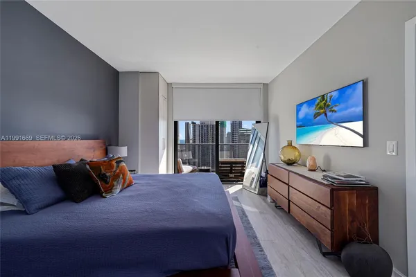 $4,400 | 45 Southwest 9th Street, Unit 3405, Miami, FL 33130