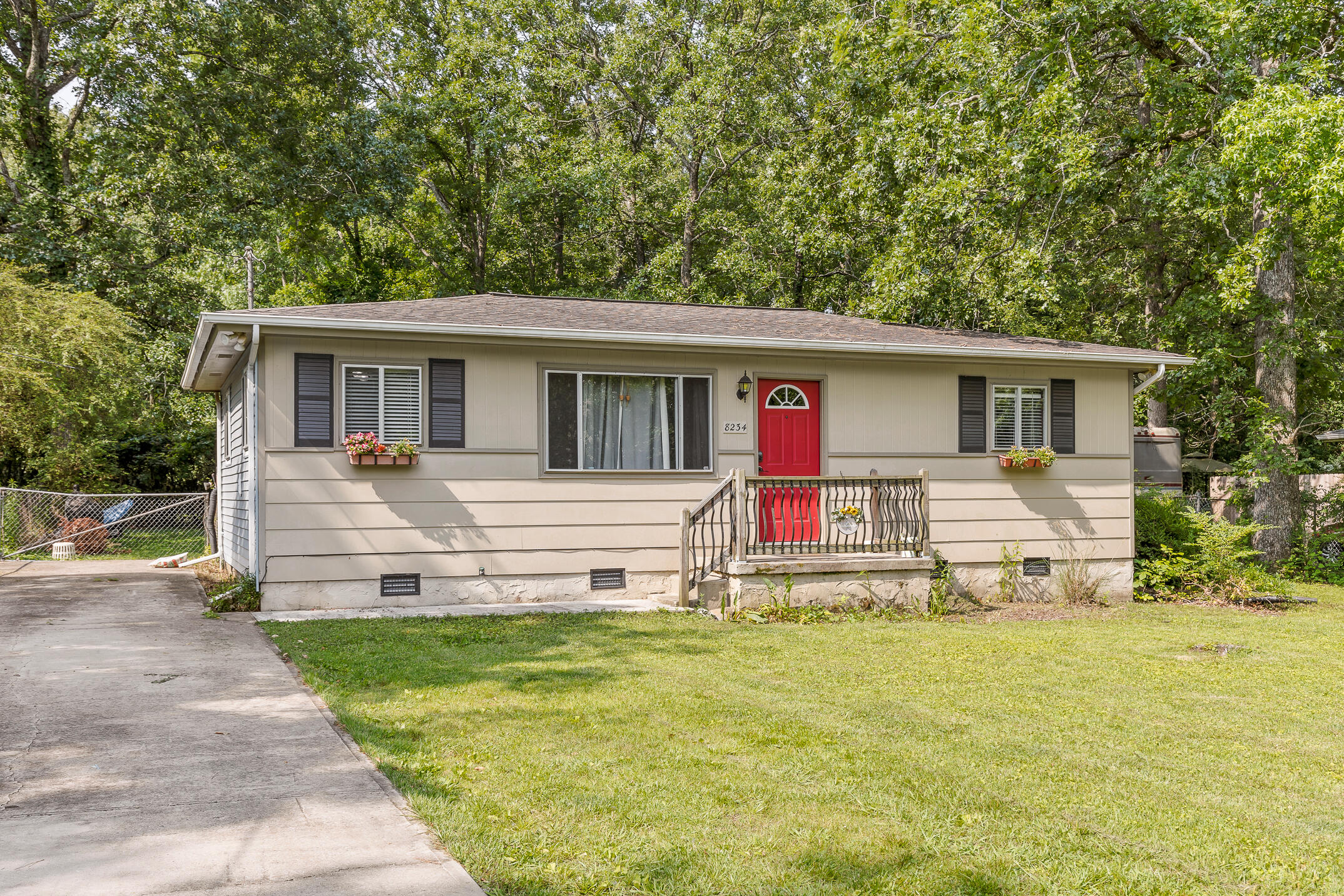 8234 Patterson Road Chattanooga, TN 37421 - Photo 1 of 22 Patterson-21