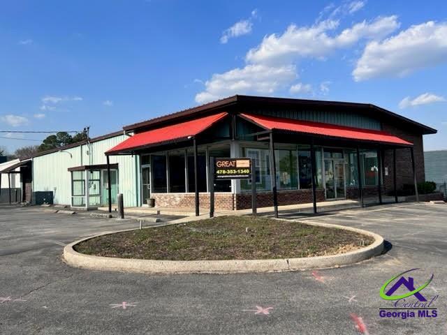 301 East Jackson Street Dublin, GA 31021 - Photo 2 of 12