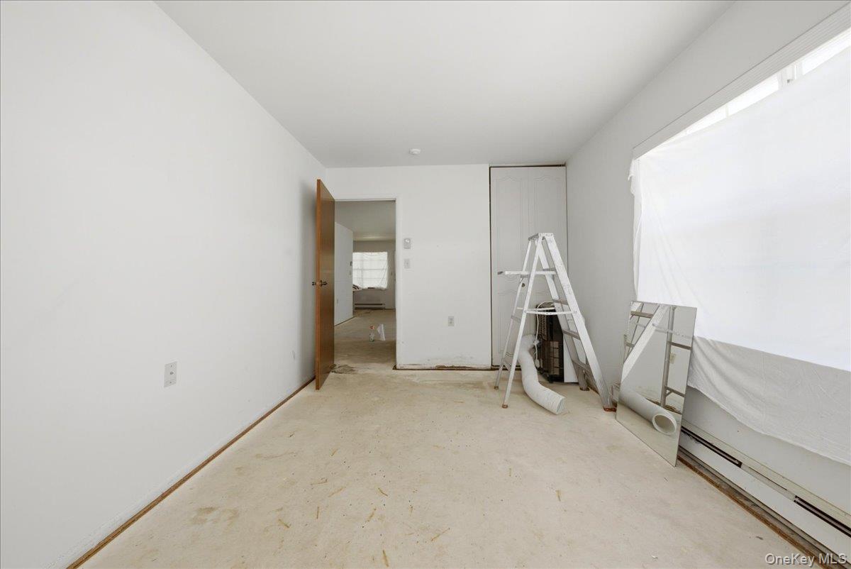 158 Falmouth Court, Unit A Ridge, NY 11961 - Photo 11 of 23