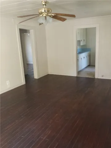 $795 | 219 Tutt Avenue, Taft, TX 78390