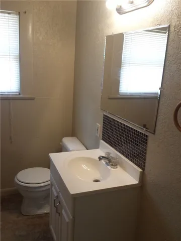 $795 | 219 Tutt Avenue, Taft, TX 78390