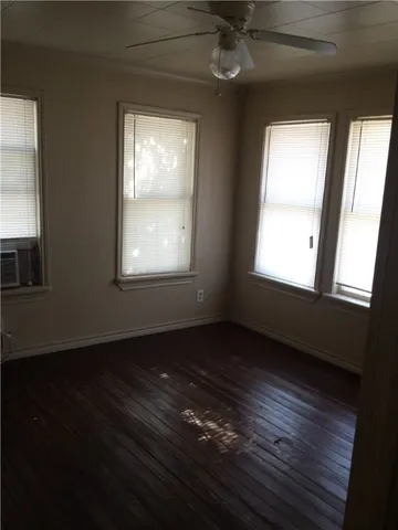 $795 | 219 Tutt Avenue, Taft, TX 78390