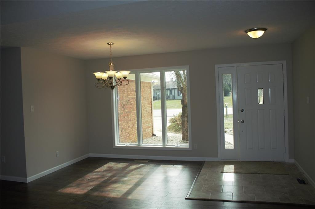 4050 Fairview Road Greenwood, IN 46142 - Photo 4 of 17