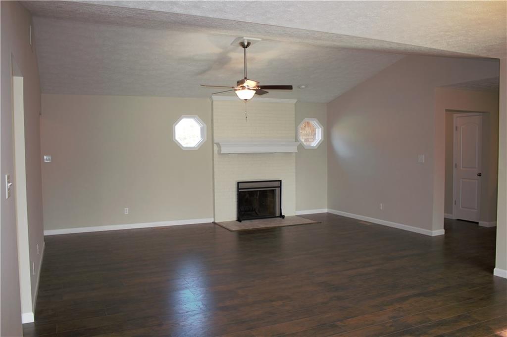 4050 Fairview Road Greenwood, IN 46142 - Photo 5 of 17