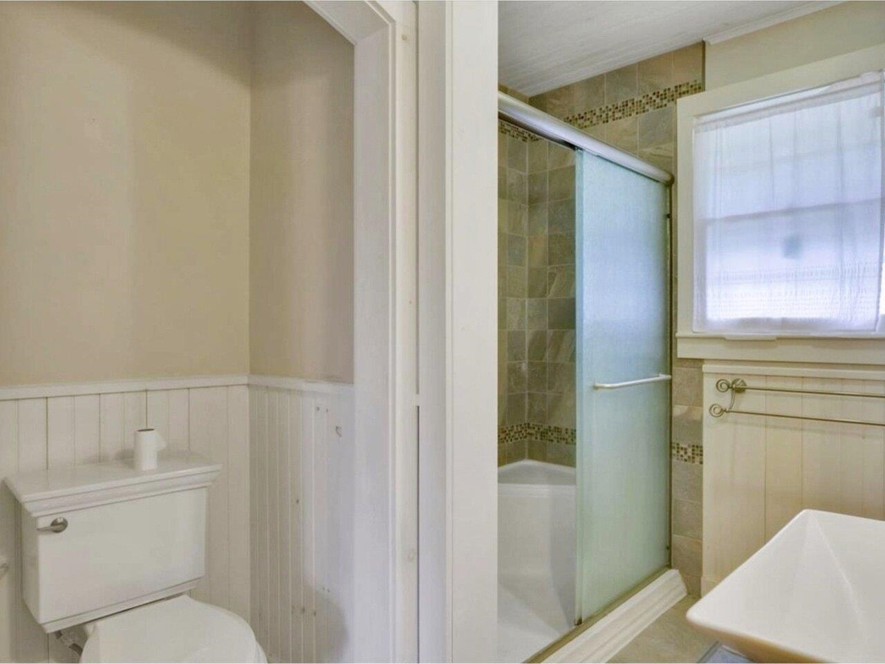 59 River Road Bristol, VT 05443 - Photo 15 of 40