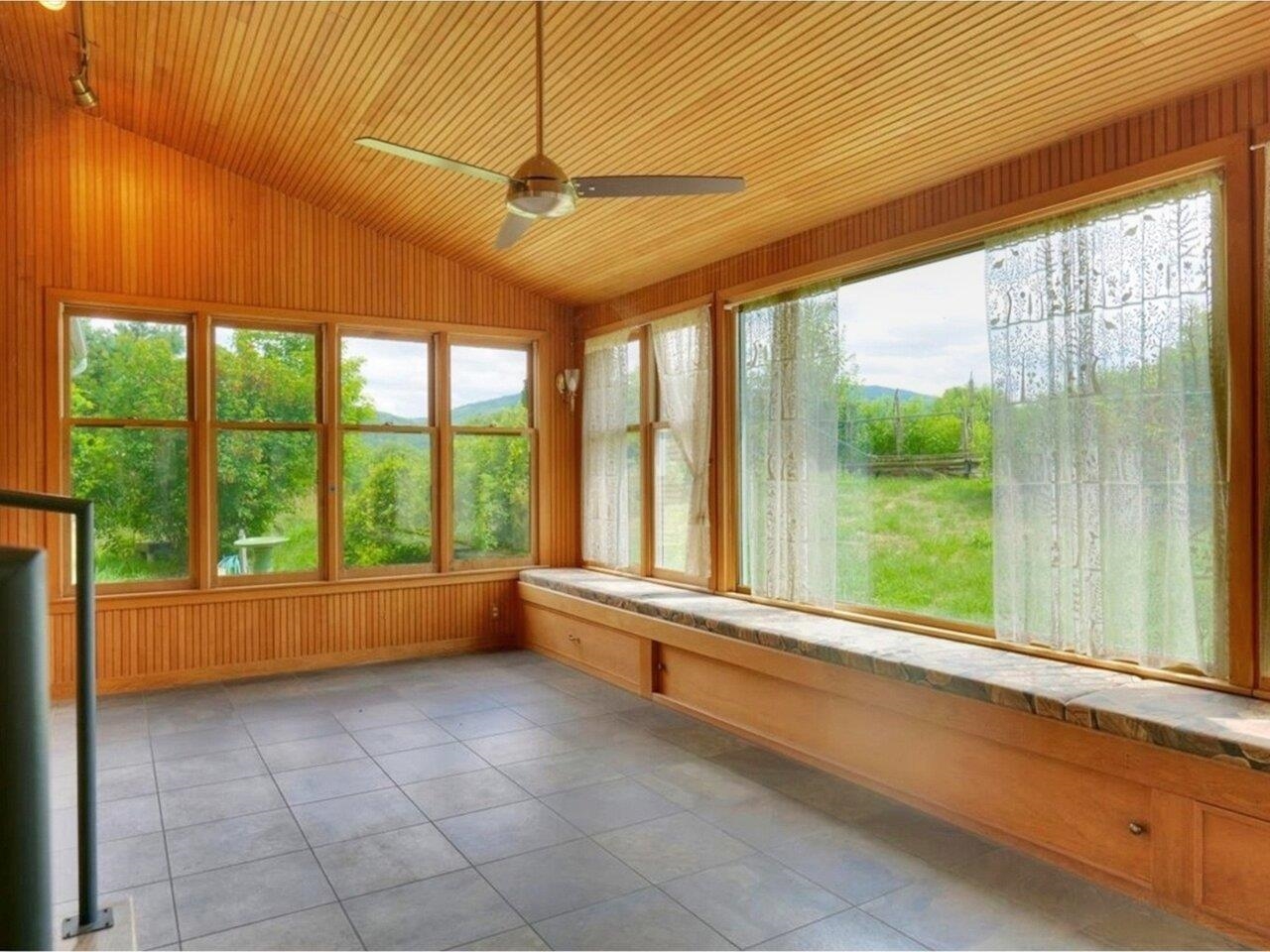 59 River Road Bristol, VT 05443 - Photo 4 of 40