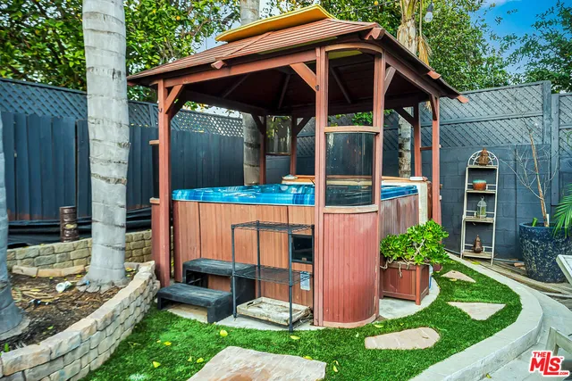 $1,049,900 | 20241 Baltar Street, Winnetka, CA 91306