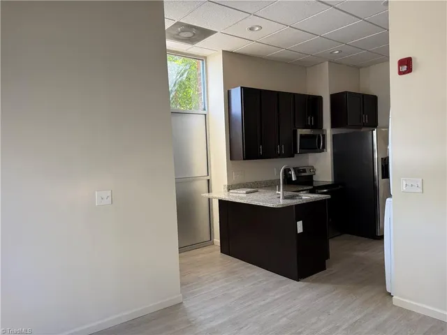 $1,050 | 528 South Josephine Boyd Street, Unit 1F, Greensboro, NC 27403