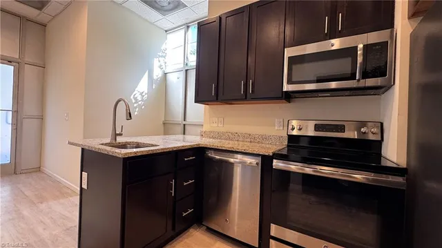 $1,050 | 528 South Josephine Boyd Street, Unit 1F, Greensboro, NC 27403