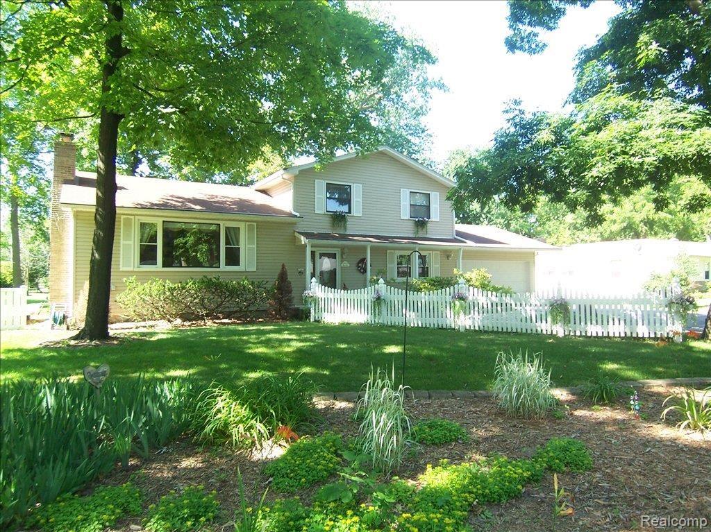8943 Rucker Road Grosse Ile, MI 48138 - Photo 1 of 22 8943 Rucker