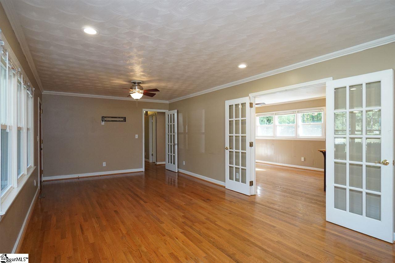 501 Timberlane Road Greer, SC 29651 - Photo 5 of 27 Gallery Image 5