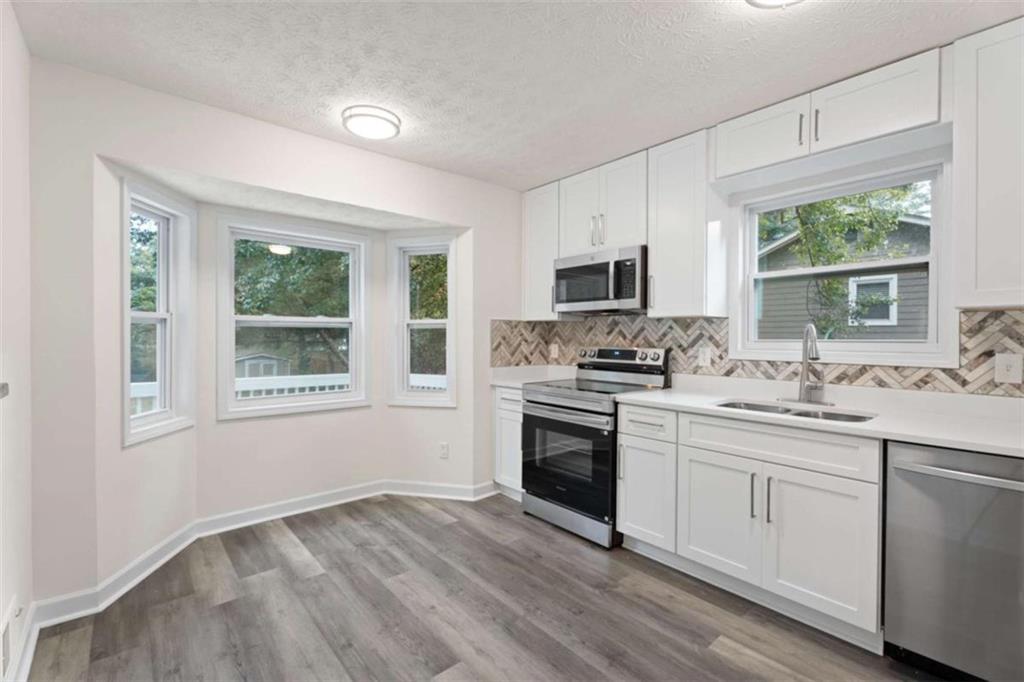 318 Arbour Way Suwanee, GA 30024 - Photo 14 of 42