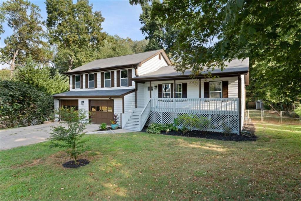 318 Arbour Way Suwanee, GA 30024 - Photo 3 of 42