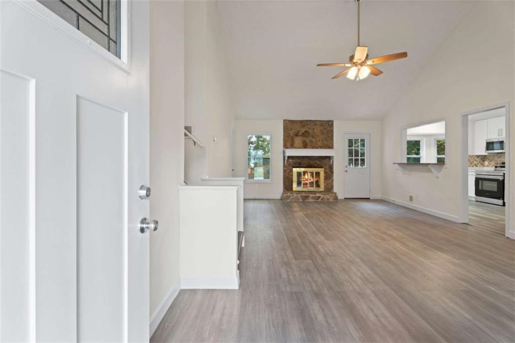 318 Arbour Way Suwanee, GA 30024 - Photo 10 of 42