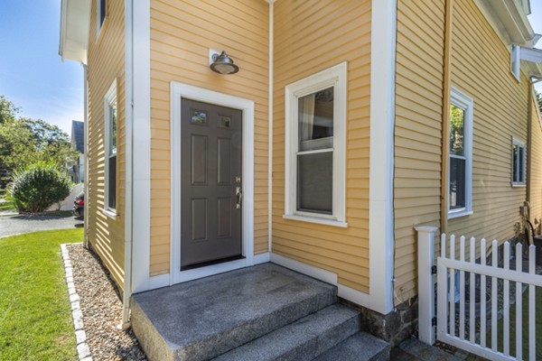 5 Neptune Street Beverly, MA 01915 - Photo 12 of 30 Gallery Image 12