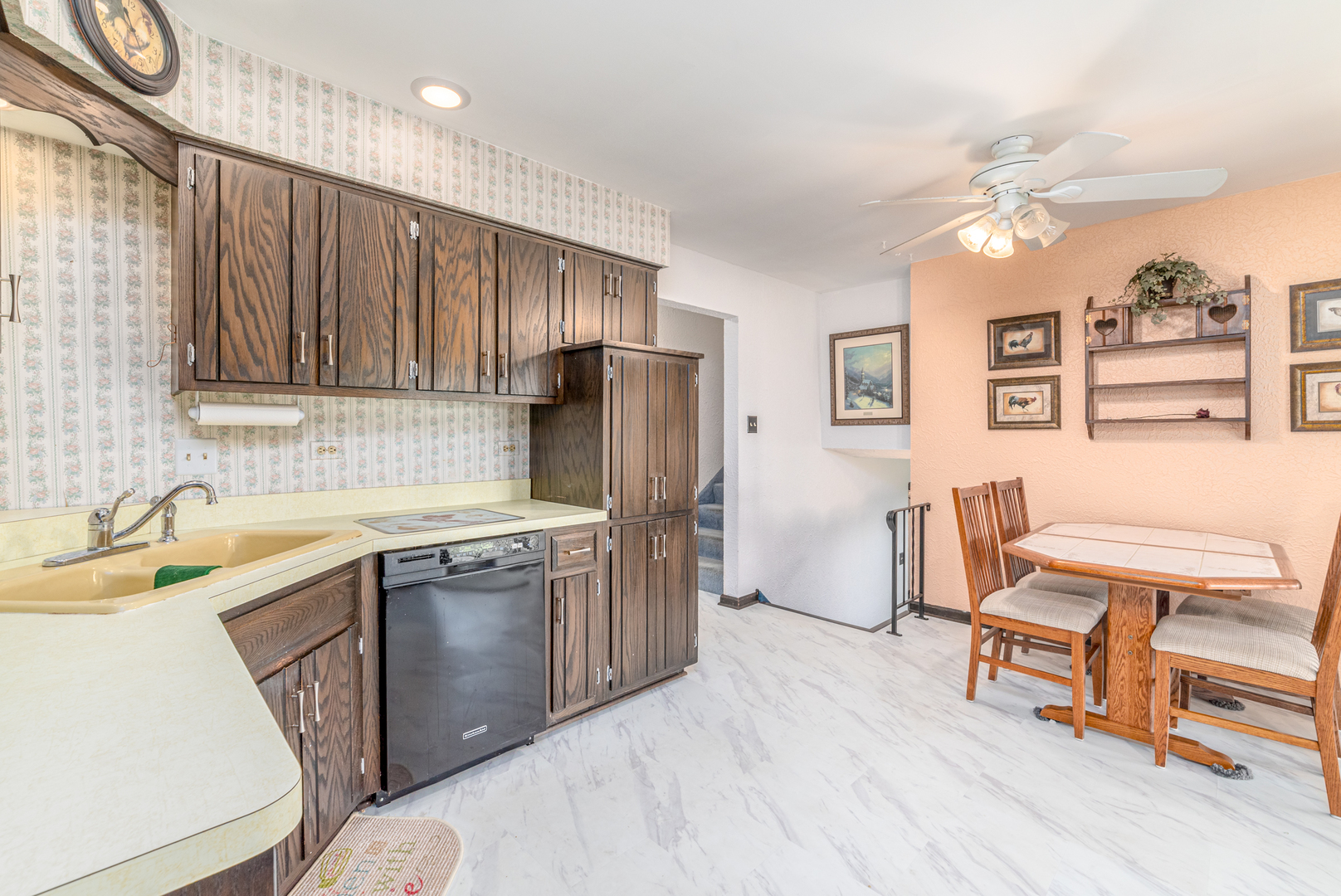 402 San Carlos Road Minooka, IL 60447 - Photo 10 of 43