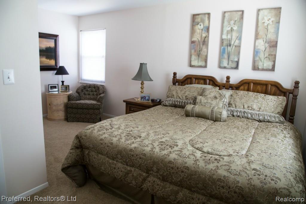 41810 Ridge Road East Novi, MI 48375 - Photo 21 of 25