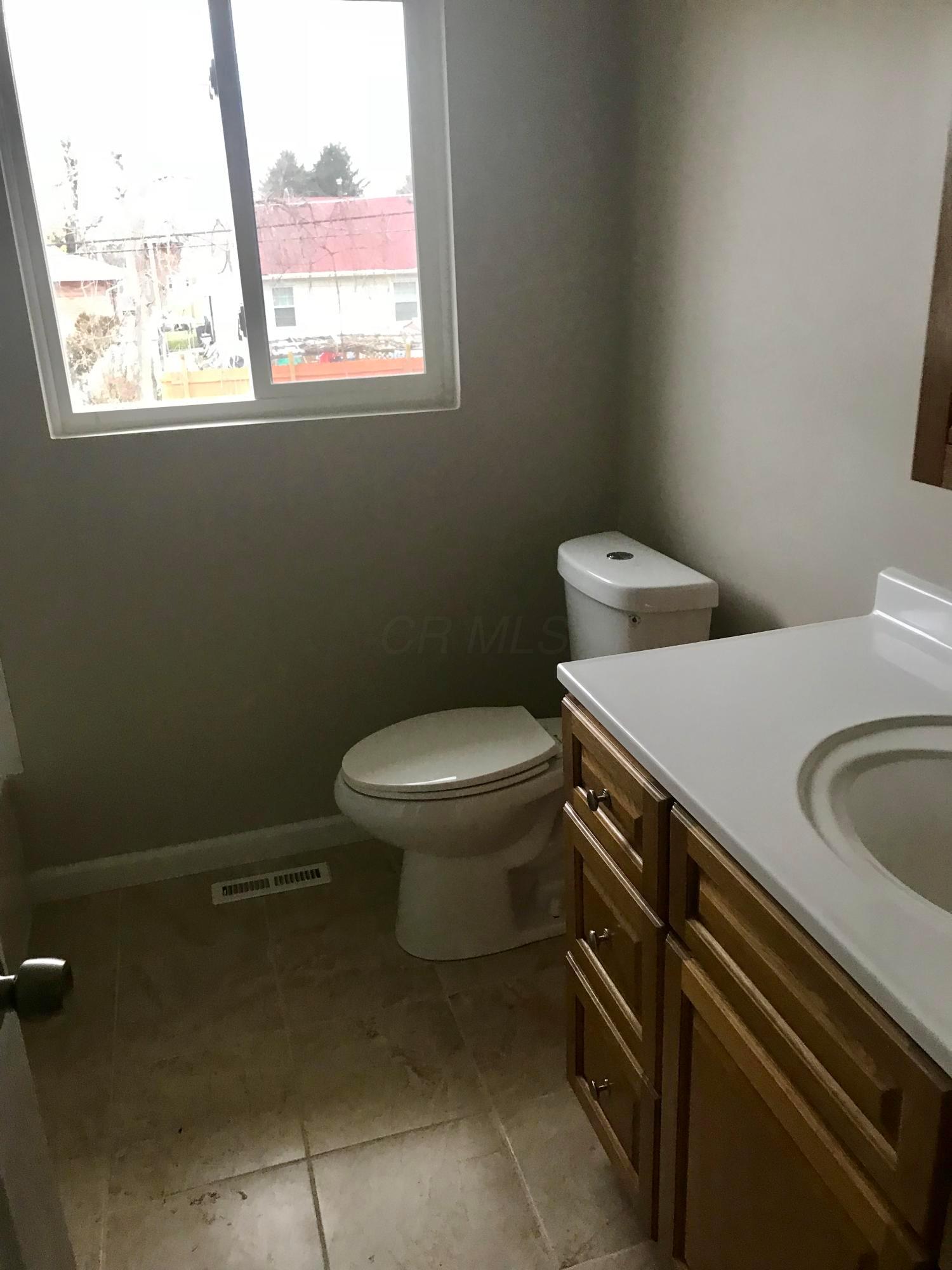 901 Brixham Road Columbus, OH 43204 - Photo 11 of 14 Gallery Image 11
