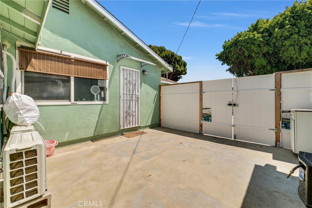 521 Obar Drive La Puente, CA 91746 - Photo 9 of 13 a view of a backyard