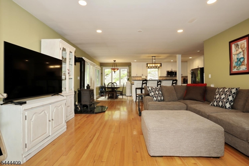 121 Magee Road Ringwood, NJ 07456 - Photo 14 of 36
