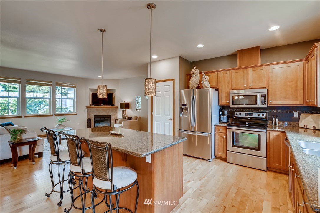 6399 Roth Place Southeast Port Orchard, WA 98367 - Photo 6 of 38 Gallery Image 6