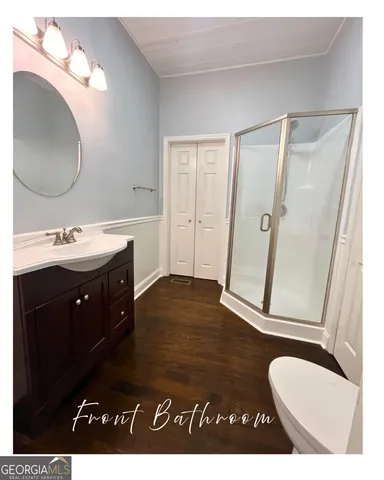 a view of a park with palm trees