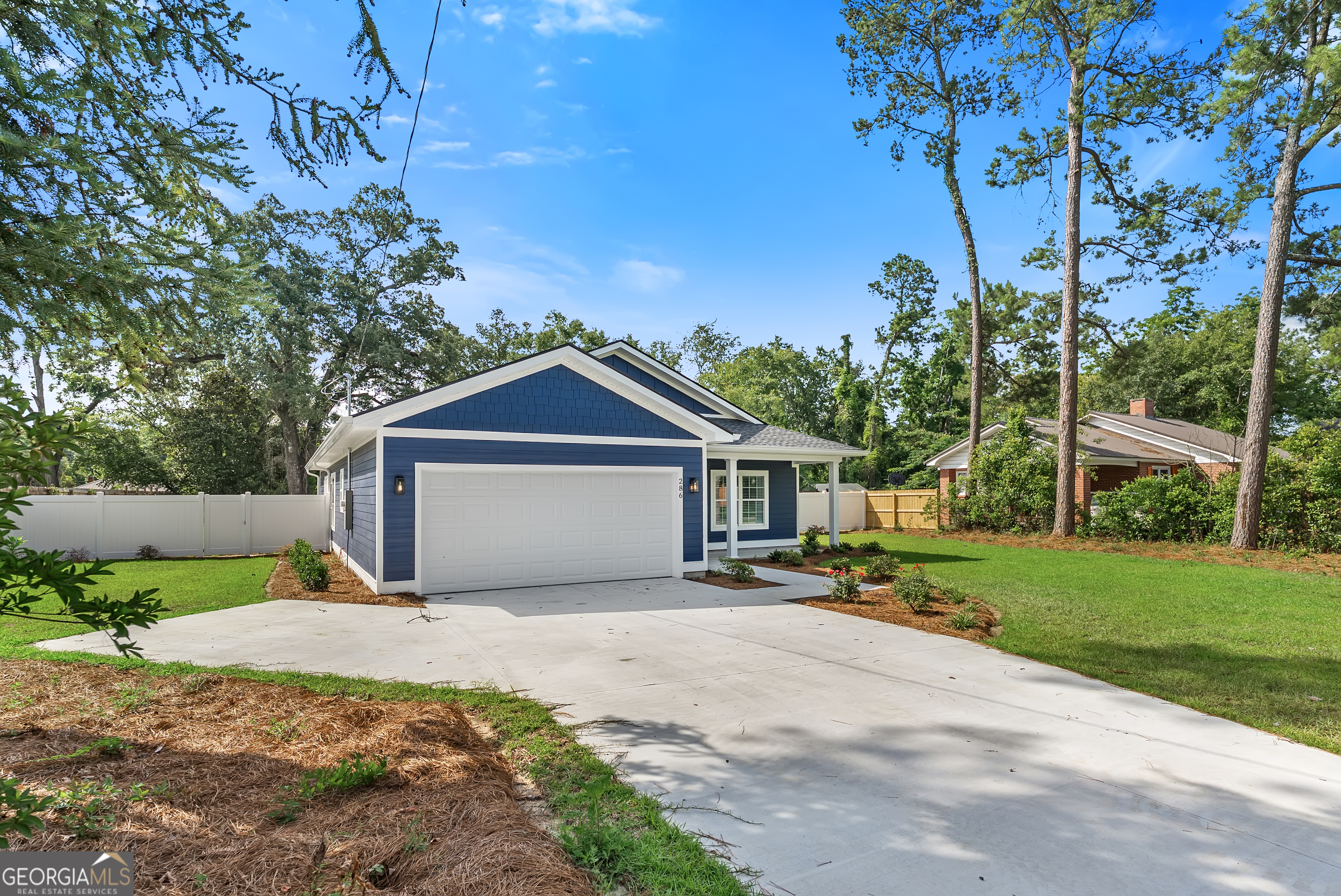 286 Sapp Avenue Southwest Pelham, GA 31779 - Photo 3 of 45
