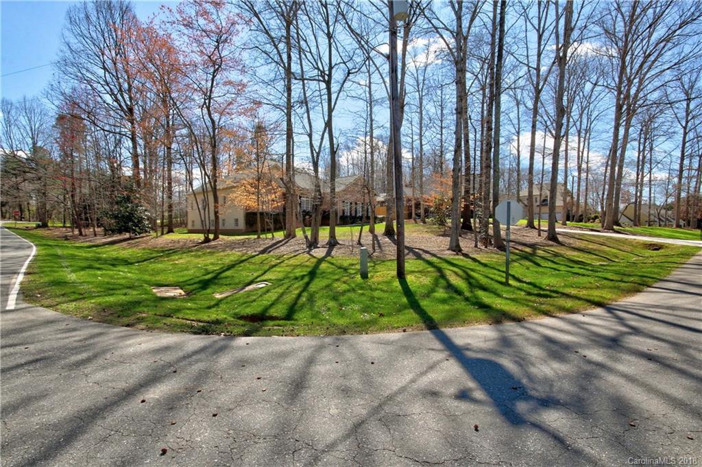8196 Windsong Road Denver, NC 28037 - Photo 31 of 36 Gallery Image 31