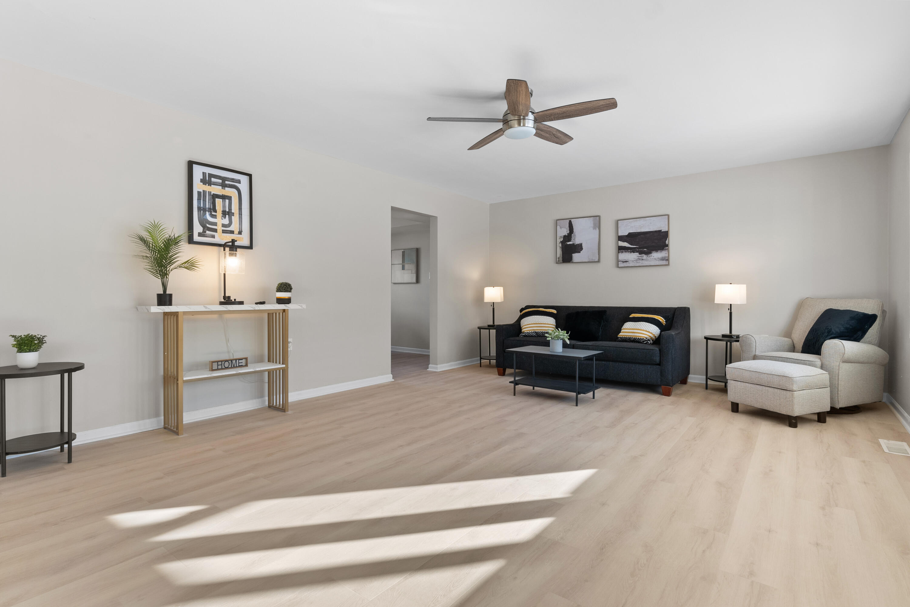 715 McCool Road Valparaiso, IN 46385 - Photo 4 of 26 3000x2003