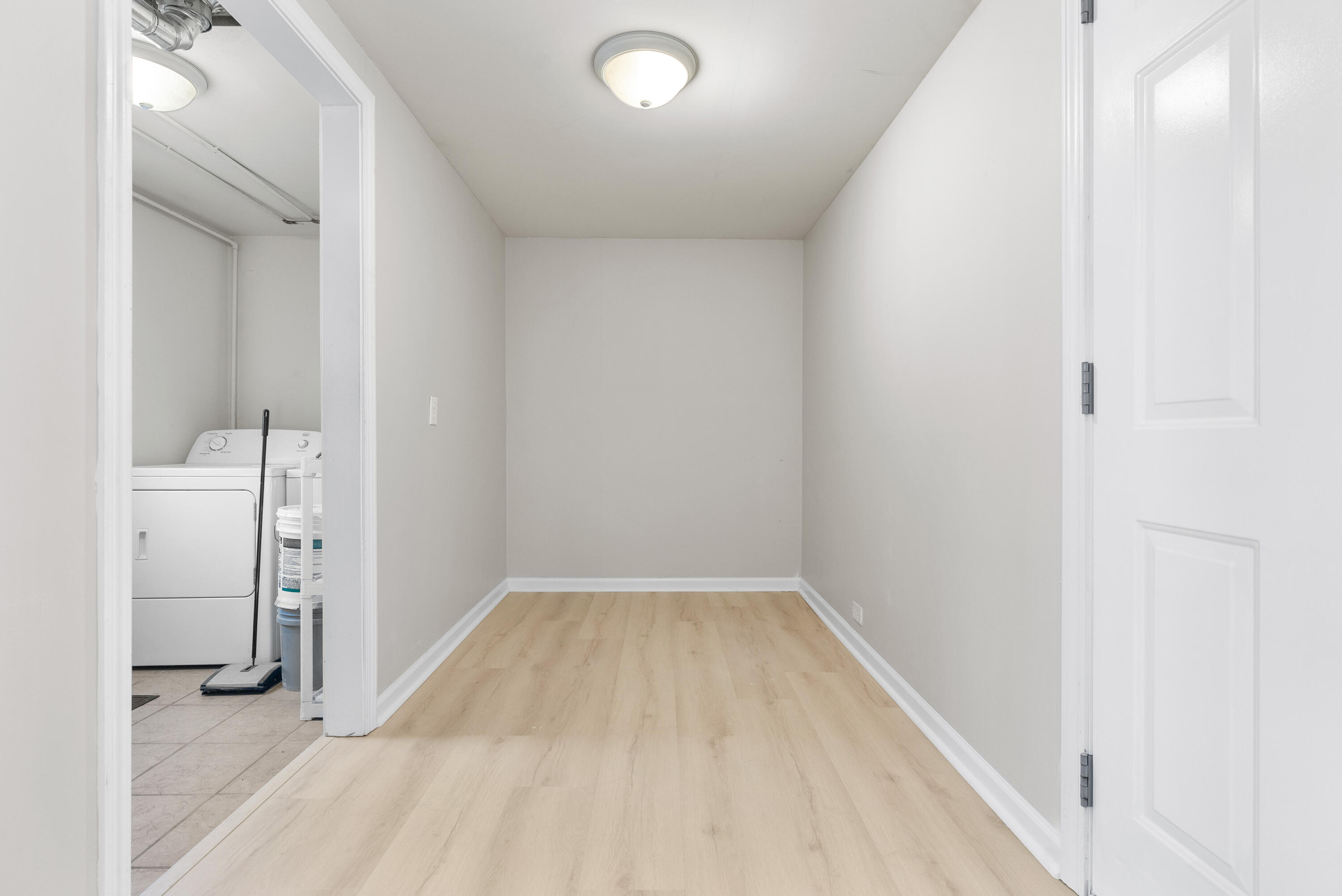 715 McCool Road Valparaiso, IN 46385 - Photo 10 of 26 3000x2003