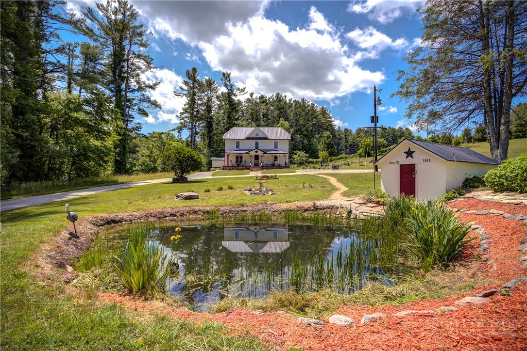 5905 Mountain View Road Glade Valley, NC 28627 - Photo 2 of 50