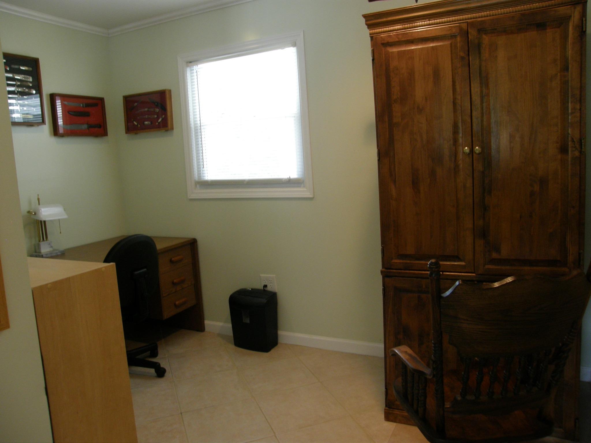 506 Delaware Avenue Oak Ridge, TN 37830 - Photo 17 of 39 P1011745