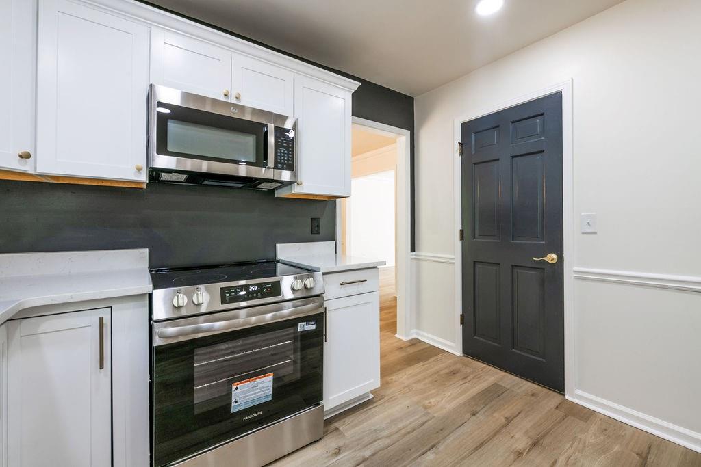1720 Ridgefield Drive Roswell, GA 30075 - Photo 19 of 58 Gallery Image 19